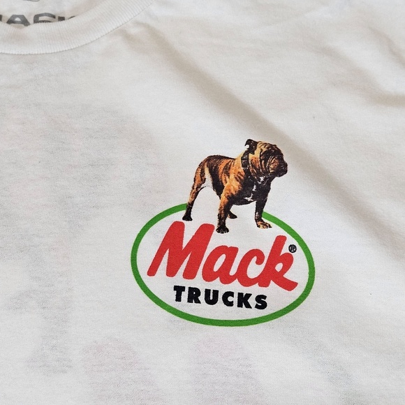 Mack Trucks Shirt Mens Medium White Bulldog Graphic Tee Back Print Logo Trucking - Picture 2 of 6